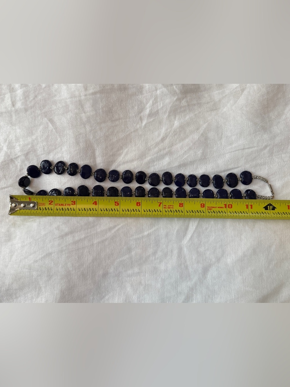 Blue stone bead necklace with barrel clasp looks like lapis lazuli - Picture 9 of 10